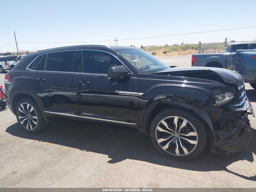 2021 VOLKSWAGEN ATLAS CROSS SPORT 3.6L V6 SEL PREMIUM R-LINE — Фото 13