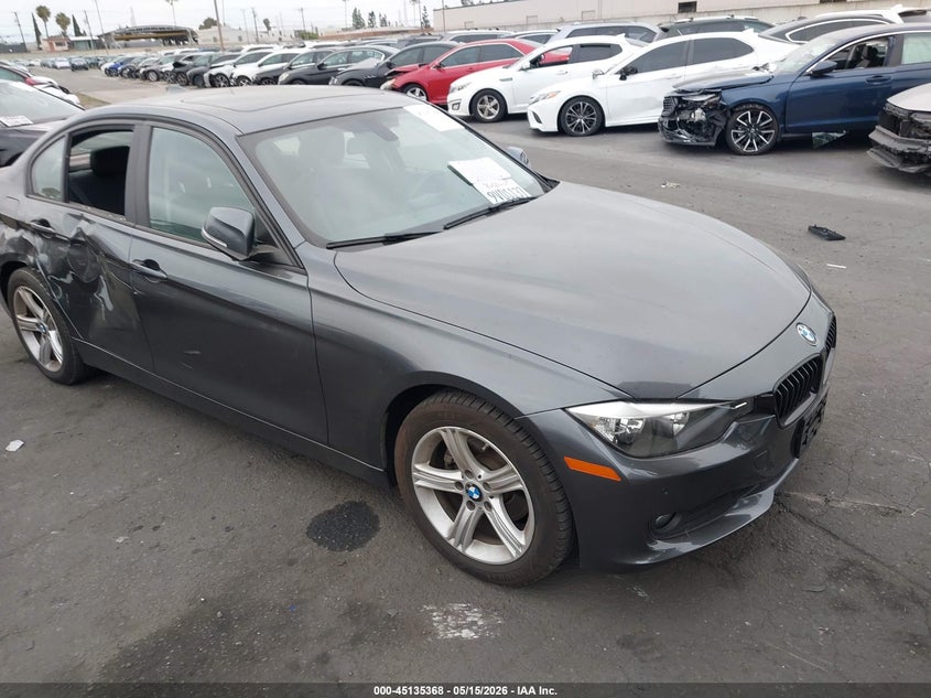 Vin: wba3b1c58fk140246, lot: 45632997, bmw 320i 2015 img_1