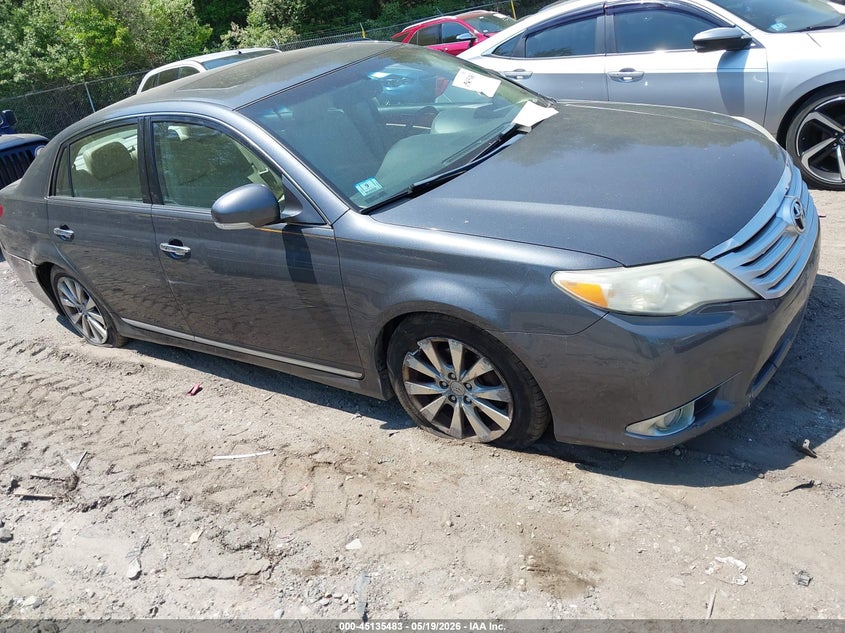 2011 TOYOTA AVALON LIMITED