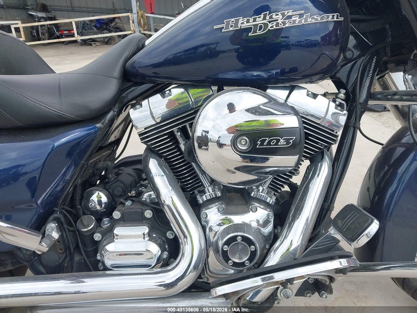 2014 Harley-Davidson Flhx Street Glide VIN: 1HD1KBM14EB713880 Lot: 45135606
