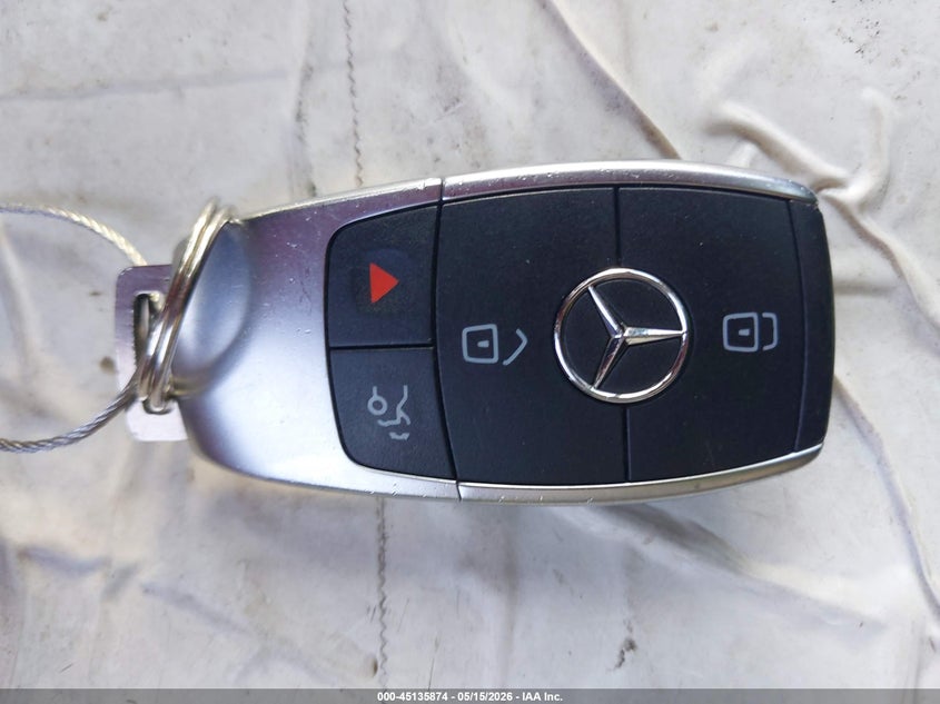 2020 MERCEDES-BENZ C 300 — Photo 11