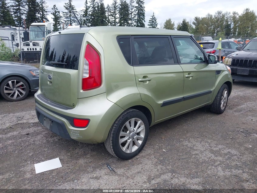 2012 Kia Soul 2.0 + green Lot 111045135918 Vin KNDJT2A67C7439220