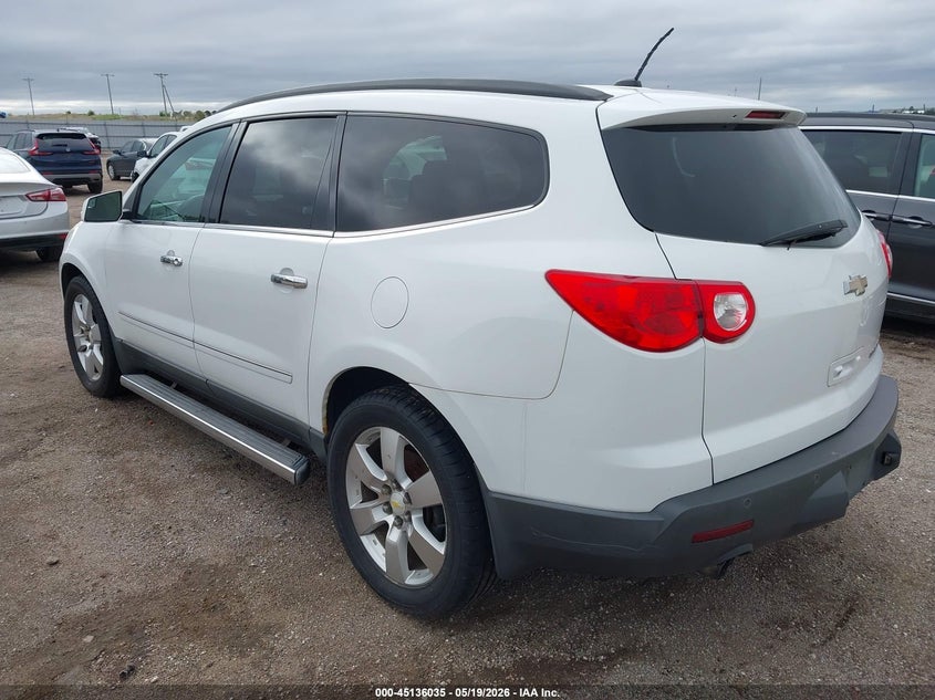 2010 CHEVROLET TRAVERSE auction photo 3