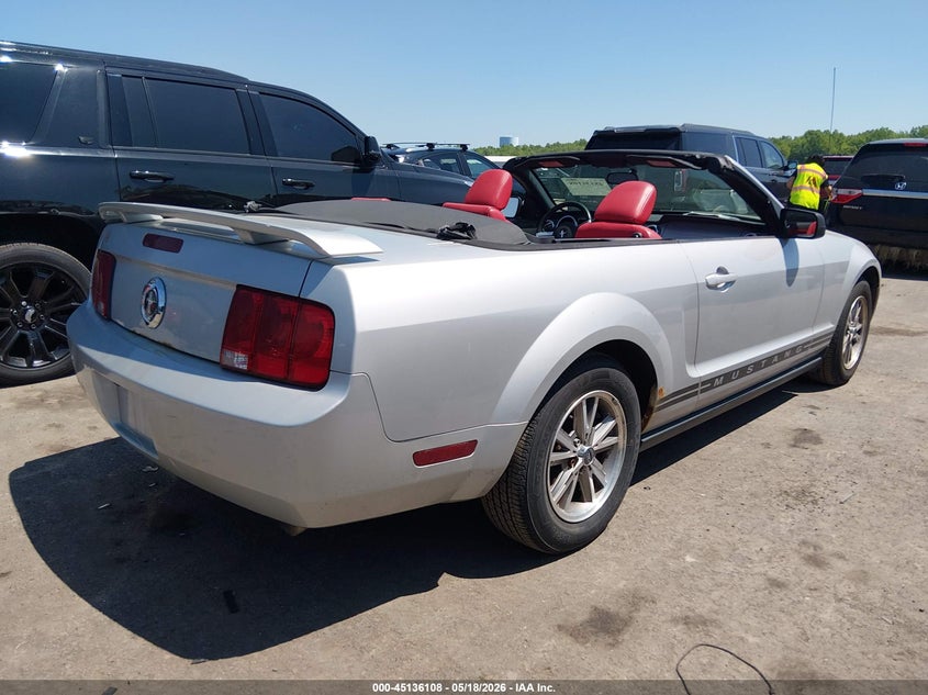 FORD MUSTANG 2005 VIN 1ZVHT84N055232345