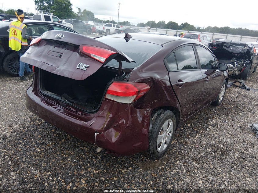 2017 KIA FORTE auction photo 4