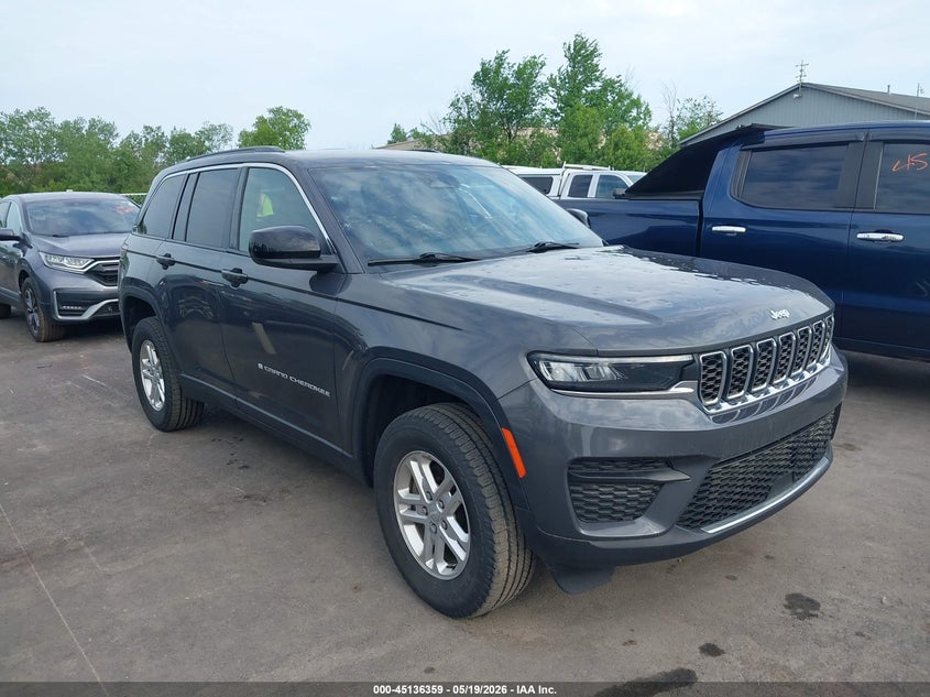 2024 JEEP GRAND CHEROKEE LAREDO 4X4