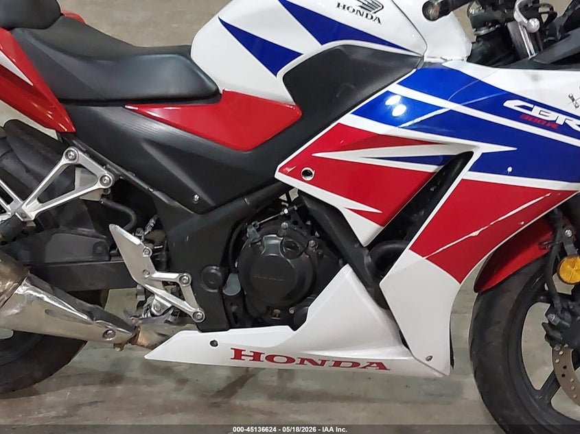 2015 Honda Cbr300 R VIN: MLHNC5101F5101503 Lot: 45136624