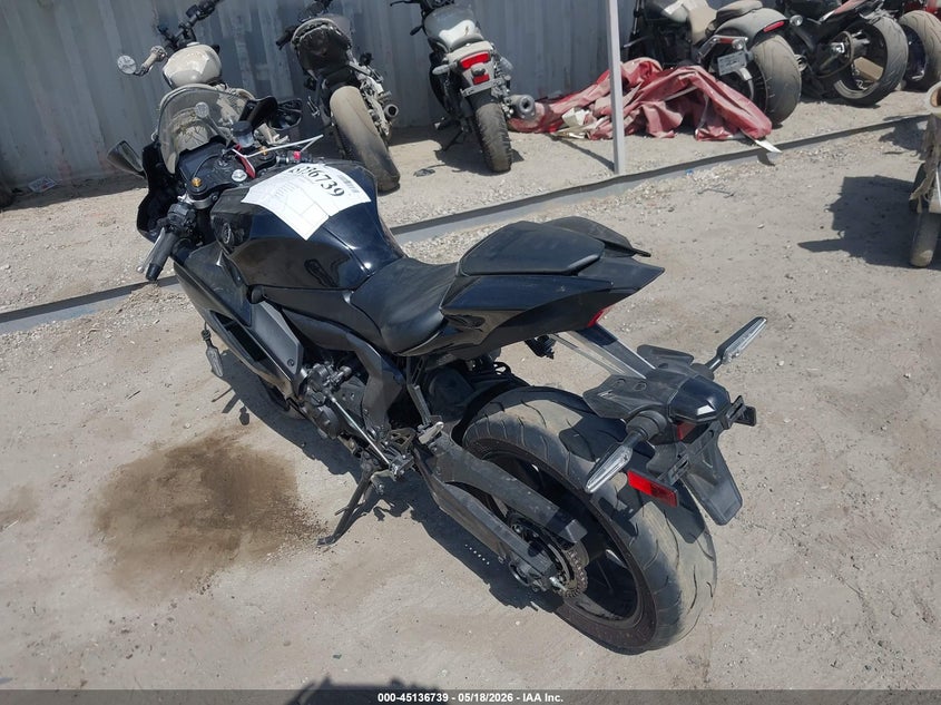 2025 YAMAHA YZFR7 auction photo 3