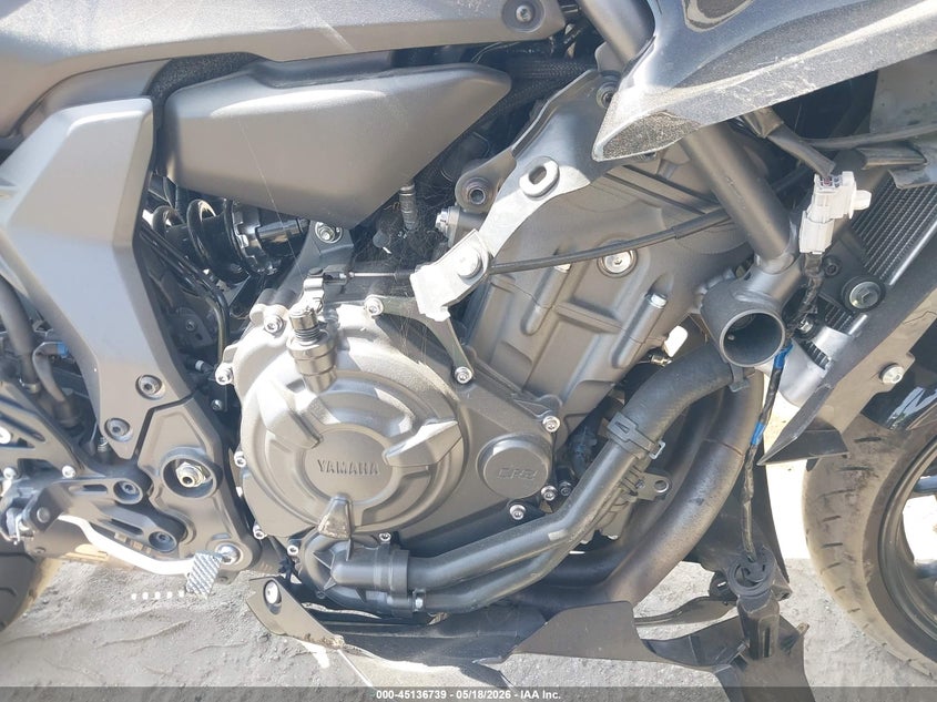 2025 YAMAHA YZFR7 auction photo 8