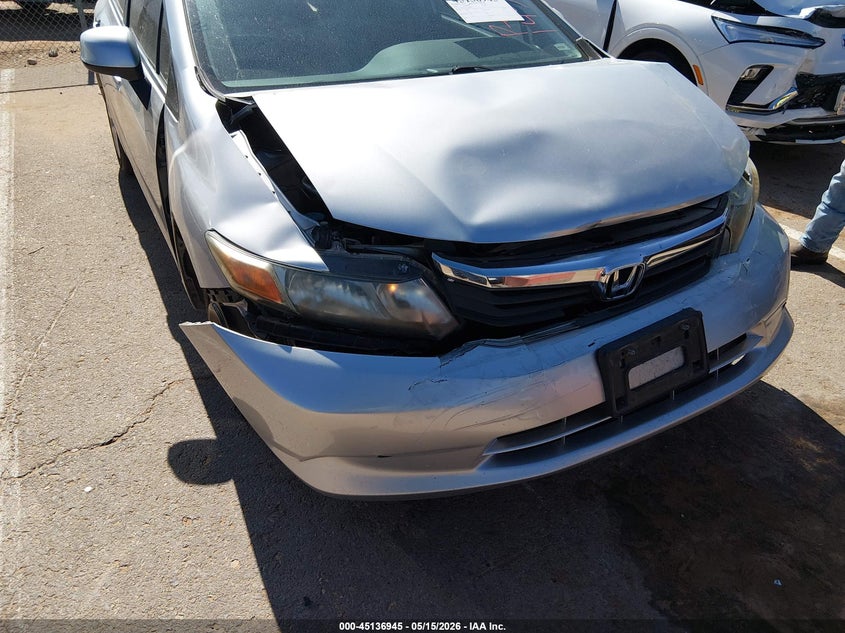 19XFB2F55CE023191 2012 Honda Civic 1.8 Lx silver