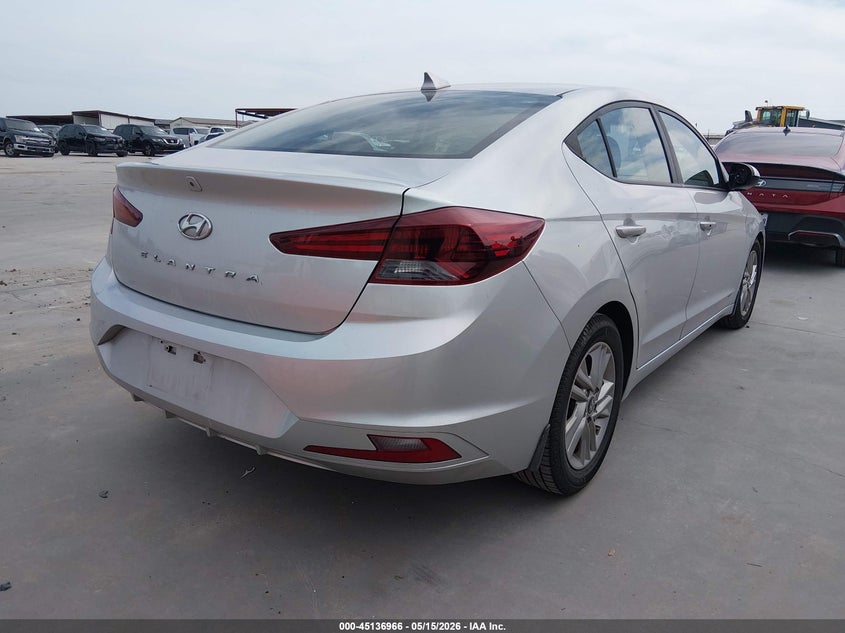 2019 HYUNDAI ELANTRA auction photo 4