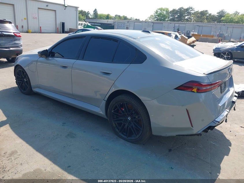 Vin: wbs83fk02tcv22294, lot: 45635252, bmw m5 20263