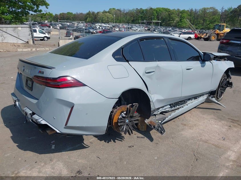 Vin: wbs83fk02tcv22294, lot: 45635252, bmw m5 20264