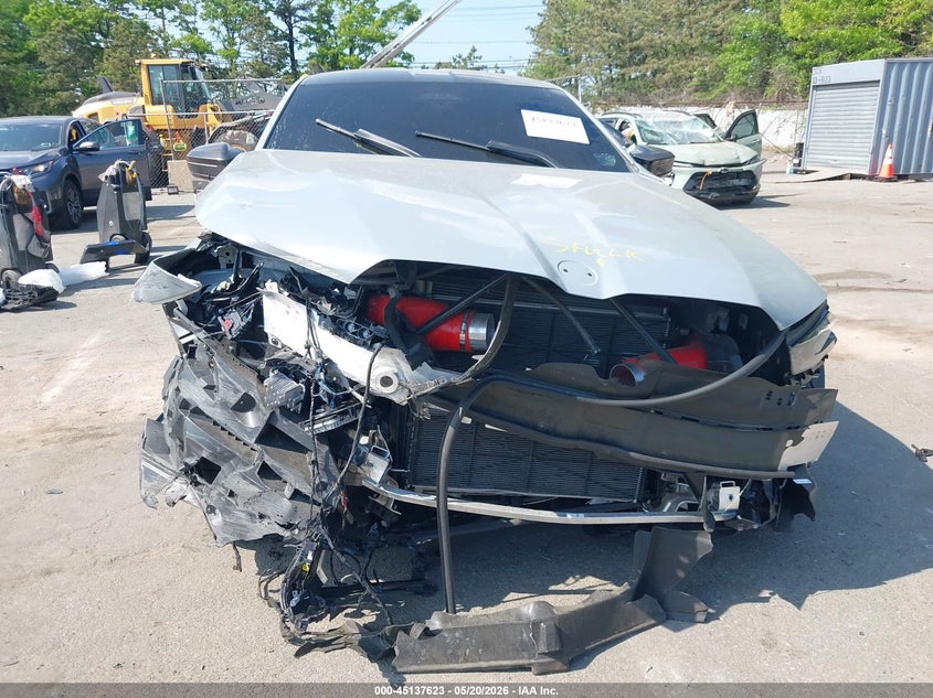 2026 BMW M5 auction photo 6