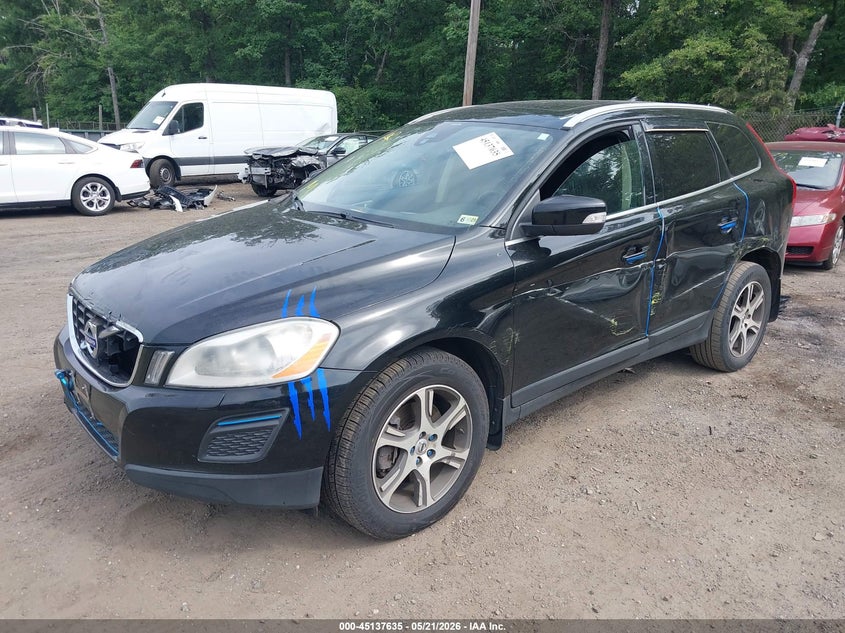 2013 VOLVO XC60 auction photo 2