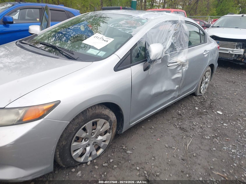 2012 Honda Civic 1.8 Lx silver Lot 111045137648 Vin 2HGFB2F51CH588219