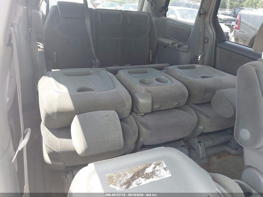 AtlanticExpress - Toyota Sienna