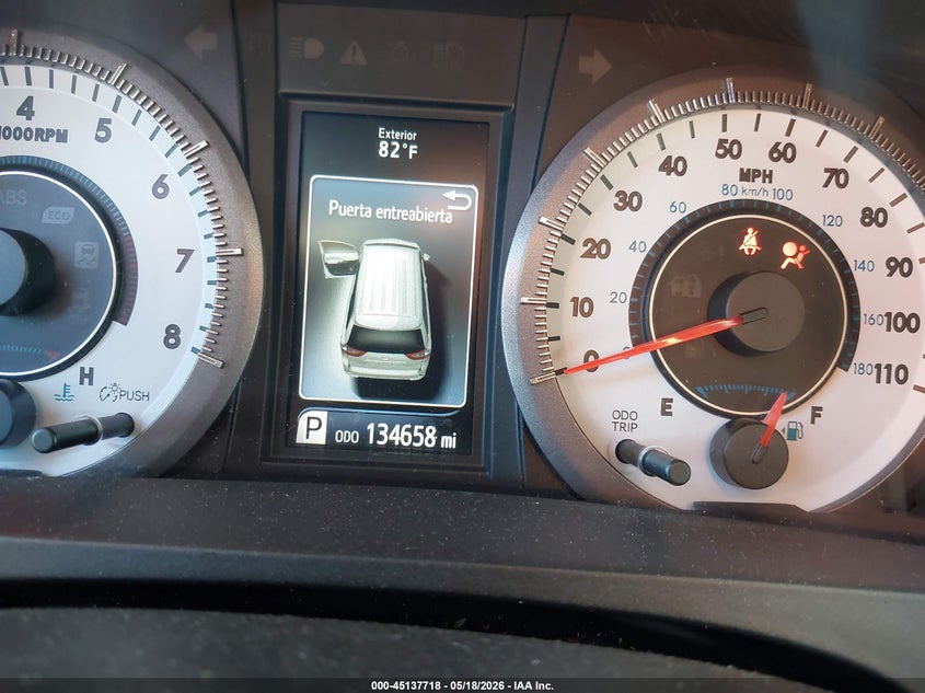 TOYOTA SIENNA - zdjęcie 15