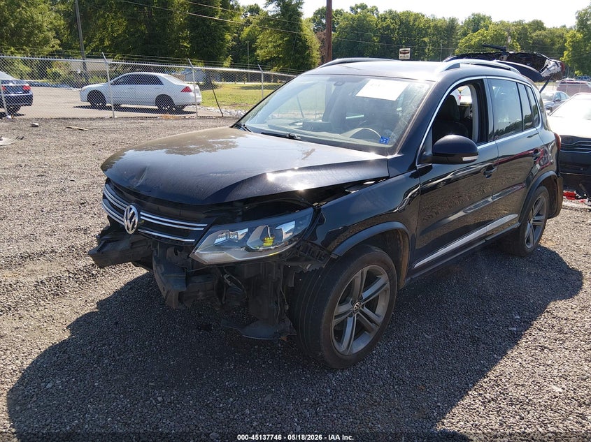 2017 VOLKSWAGEN TIGUAN auction photo 2