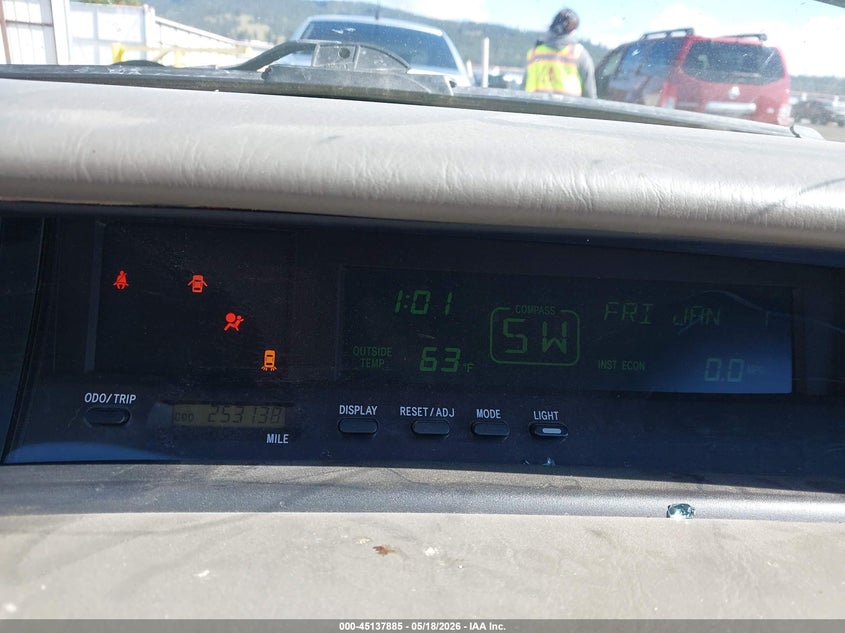 2001 TOYOTA AVALON auction photo 7