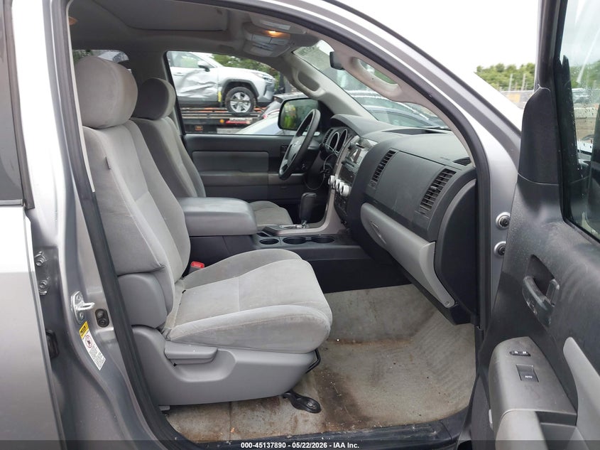 2011 TOYOTA SEQUOIA SPORT UTILITY VEHICLE 5.7L V-8 DOHC, VVT, 381HP