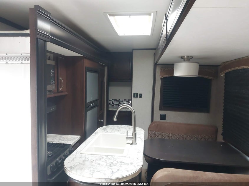 2018 JAYCO JAYFL184BH auction photo 7