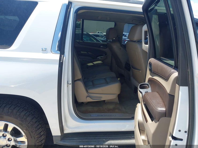 2016 CHEVROLET SUBURBAN auction photo 8
