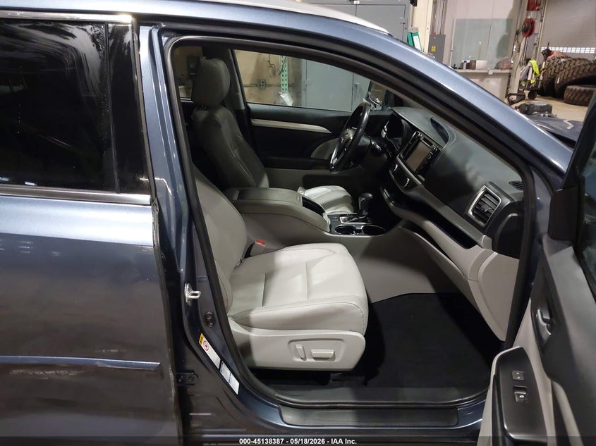 TOYOTA HIGHLANDER 2018 VIN 5TDJZRFHXJS900169