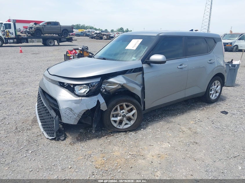 2024 KIA SOUL auction photo 2