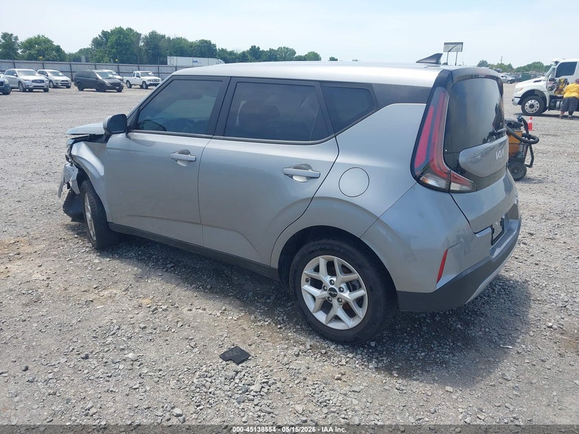 2024 KIA SOUL auction photo 3