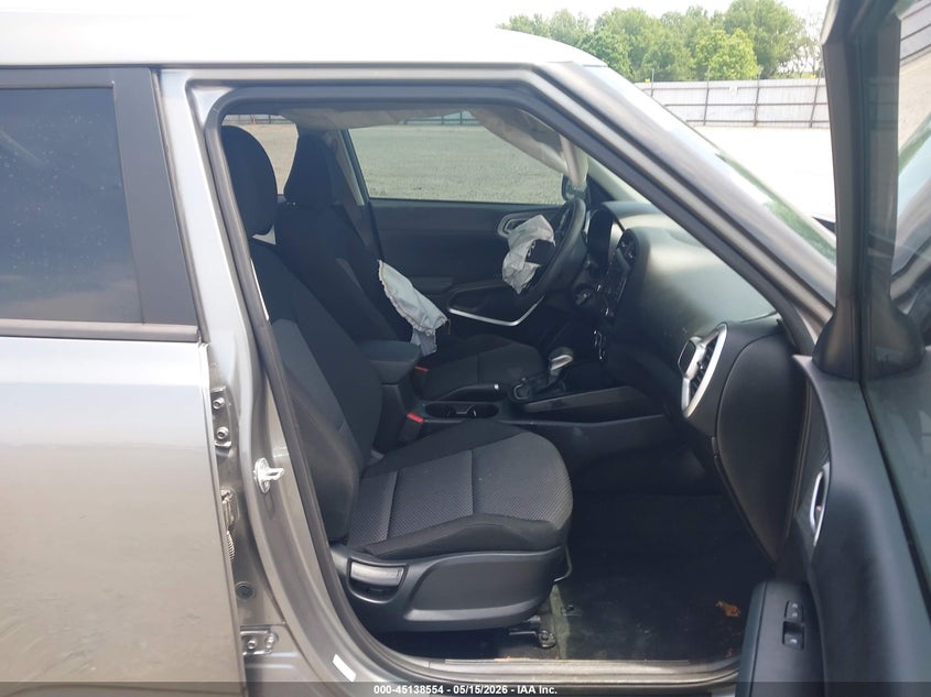 2024 KIA SOUL auction photo 5