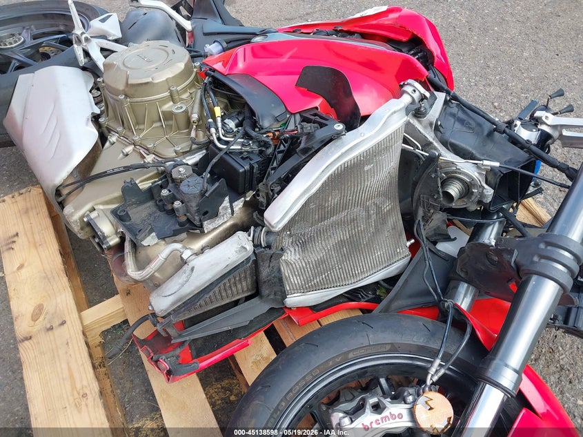 2019 Ducati Panigale V4/V4S/V4S Speciale VIN: ZDMDAGNW3KB005760 Lot: 45138598