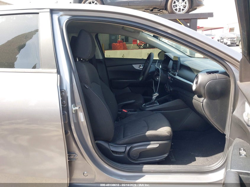 VIN 3KPF24AD0PE558767 2023 KIA FORTE LXS