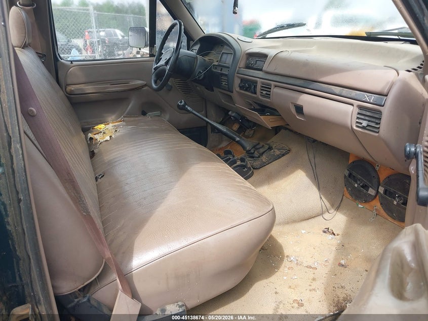 1995 FORD F350 auction photo 5