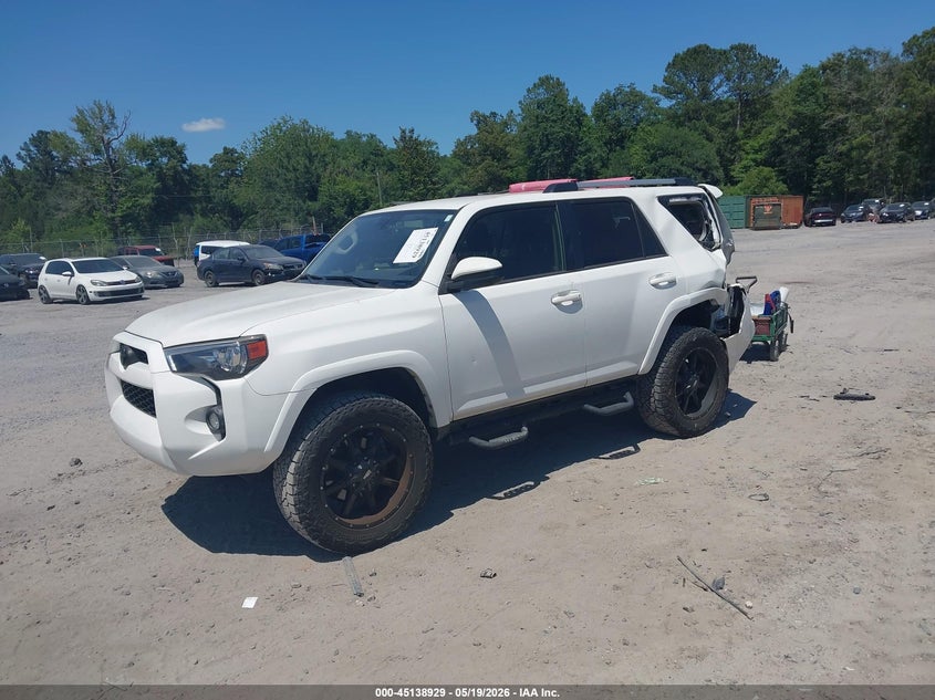 2019 TOYOTA 4RUNNER auction photo 2