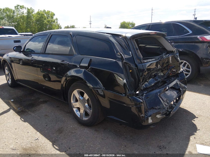 2005 DODGE MAGNUM auction photo 3