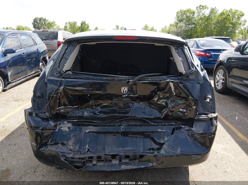 2005 DODGE MAGNUM auction photo 6