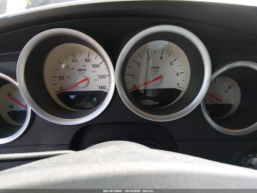 2005 DODGE MAGNUM auction photo 7