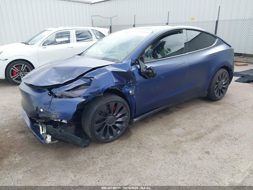 2023 TESLA MODEL Y auction photo 2