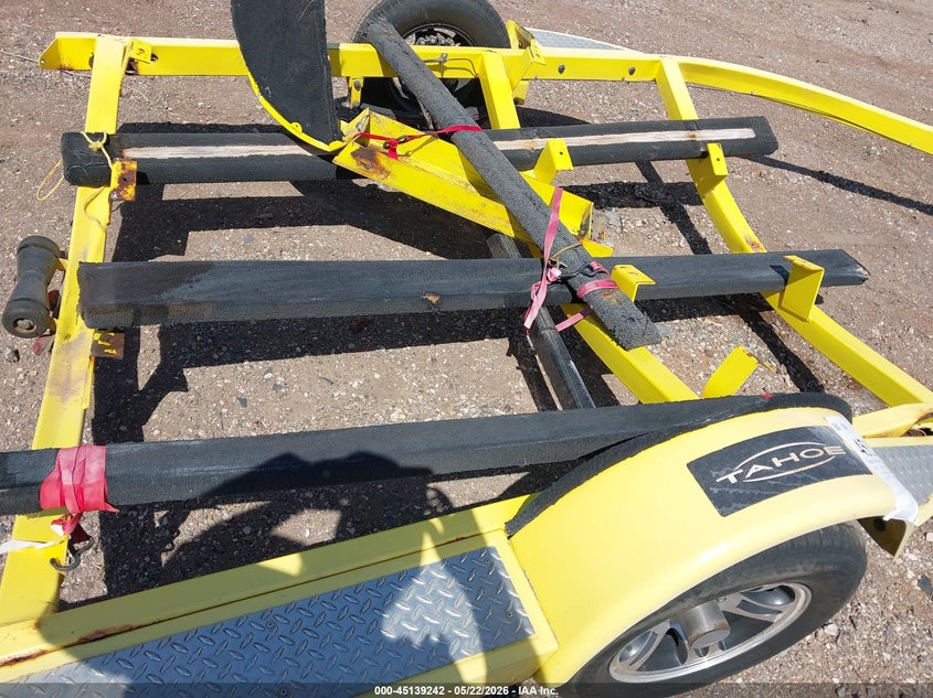 2004 TRAILER BOAT TRAILER auction photo 5