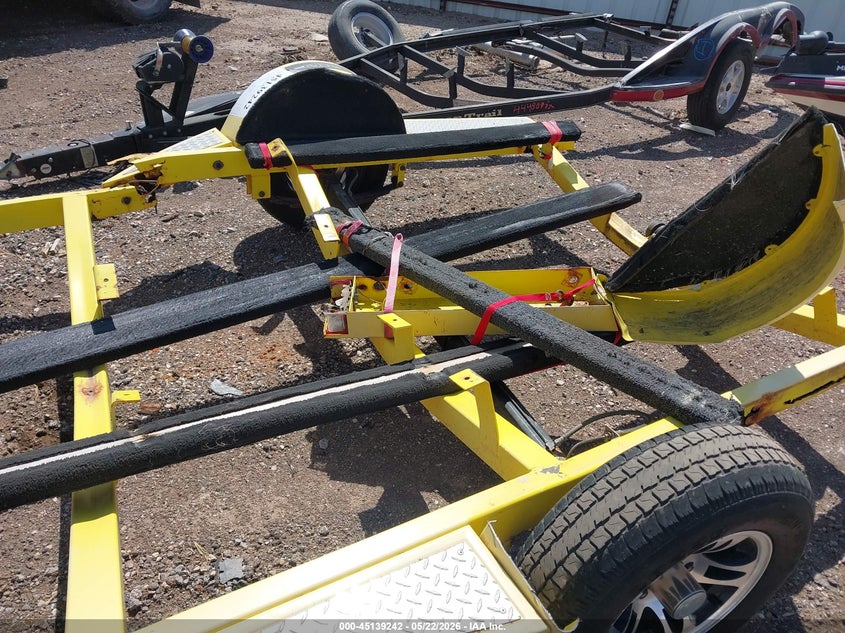 2004 TRAILER BOAT TRAILER auction photo 8