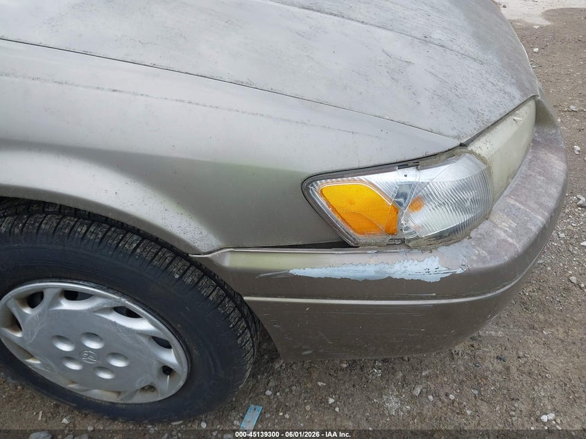 1999 Toyota Camry Le VIN: 4T1BG22K9XU519674 Lot: 45139300