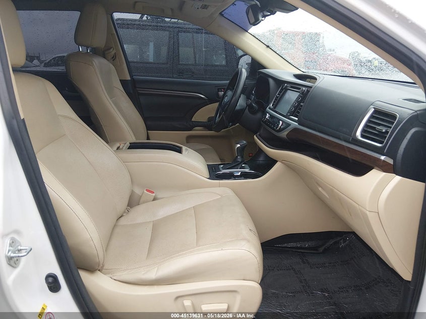 AtlanticExpress - Toyota Highlander Hybrid