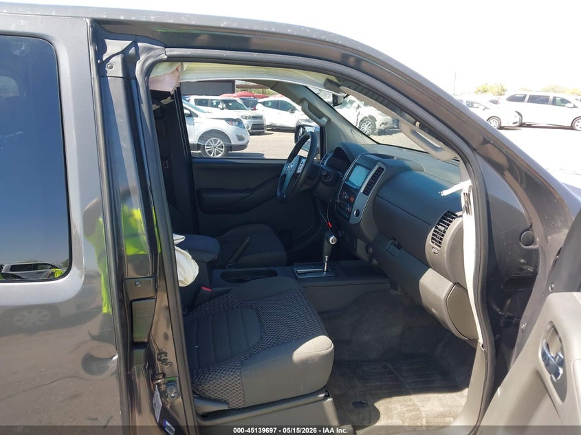2014 NISSAN FRONTIER auction photo 5