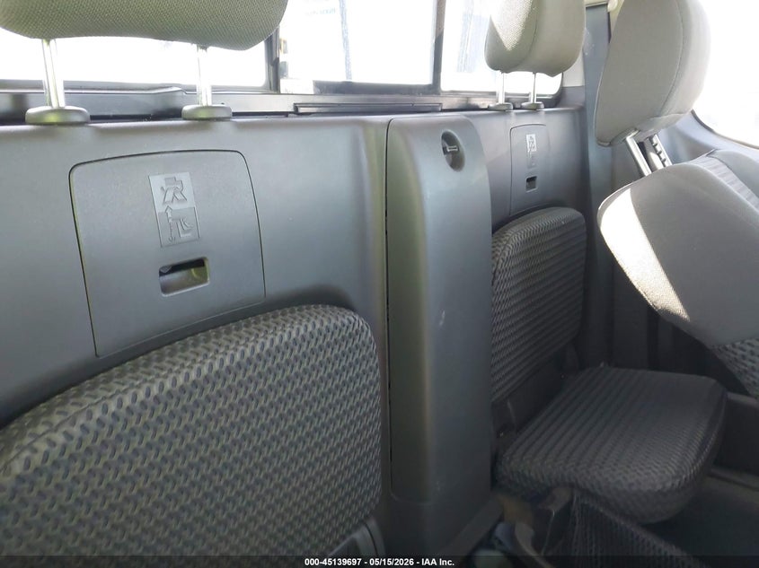 2014 NISSAN FRONTIER auction photo 8