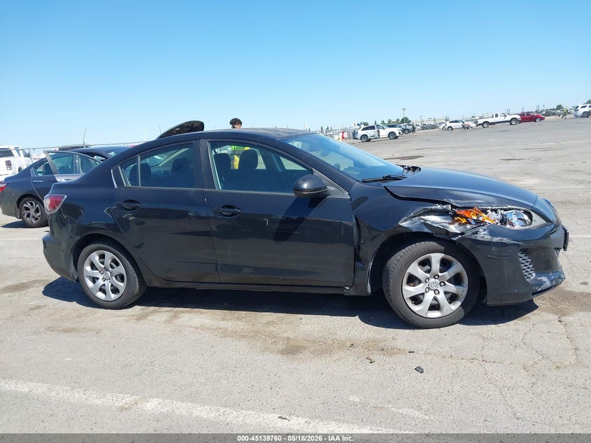 2012 Mazda 3 2.0 I Sport black Lot 111045139760 Vin JM1BL1UFXC1542502