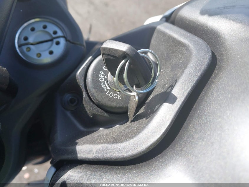 2025 Ducati Monster VIN: ZDMMAMDT4SB009757 Lot: 45139872