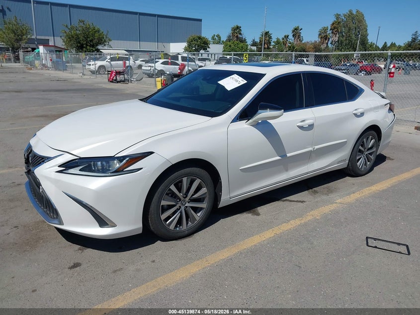 Vin: 58aca1c18mu002778, lot: 45637503, lexus es 300h 20212