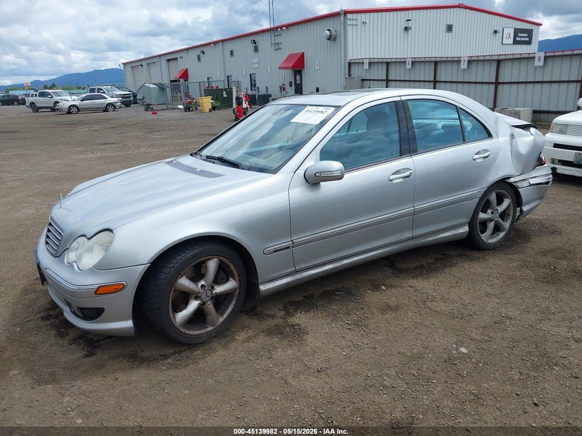 2005 Mercedes-Benz C 230 Kompressor Sport WDBRF40J65A788837 photo 1