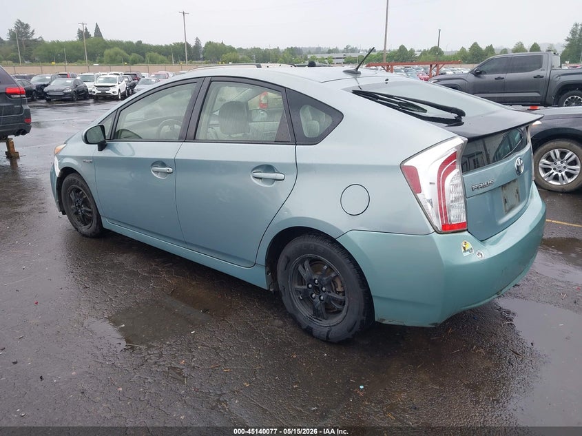 2013 TOYOTA PRIUS auction photo 3